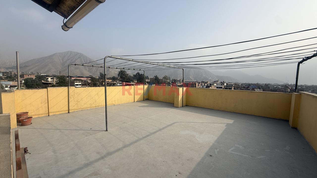 Venta Hostal  - 140M2 - Pariachi - Ate - 18