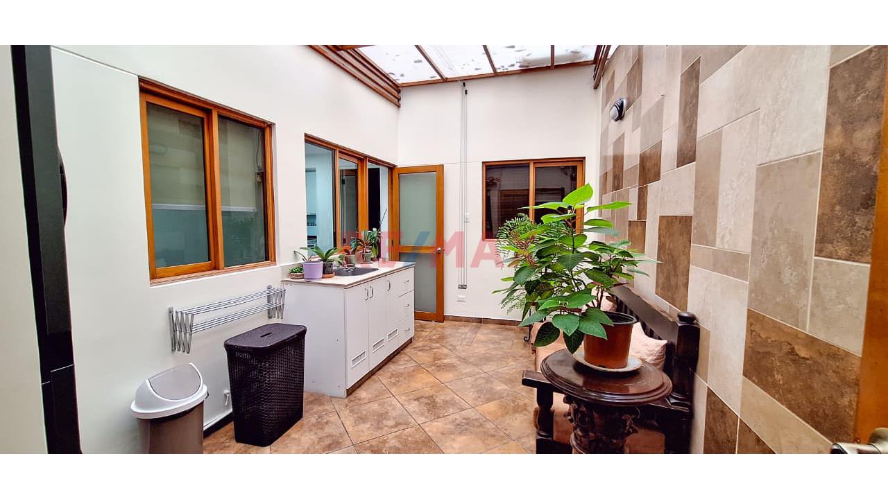 Oportunidad Única En Casuarinas Baja Departamento En Venta — foto 4