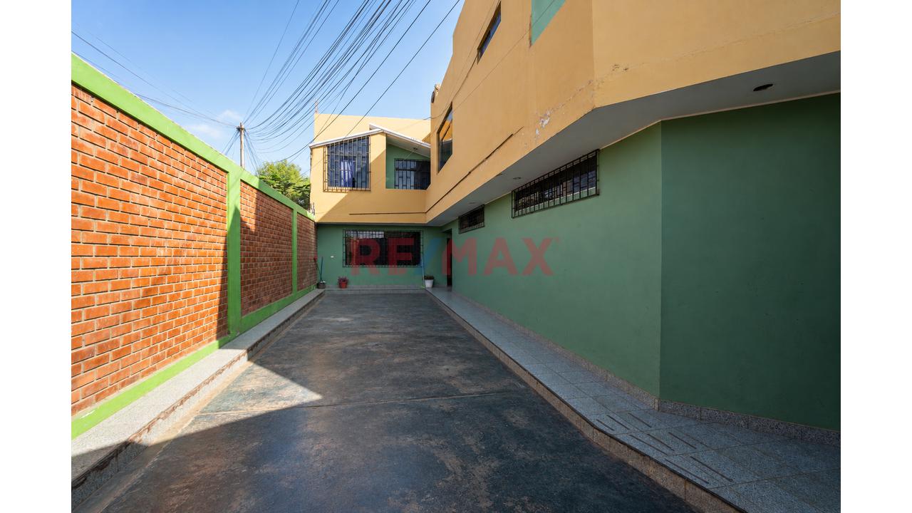 Casa De Gran Tamaño En Venta En Santa María – Huacho - 9