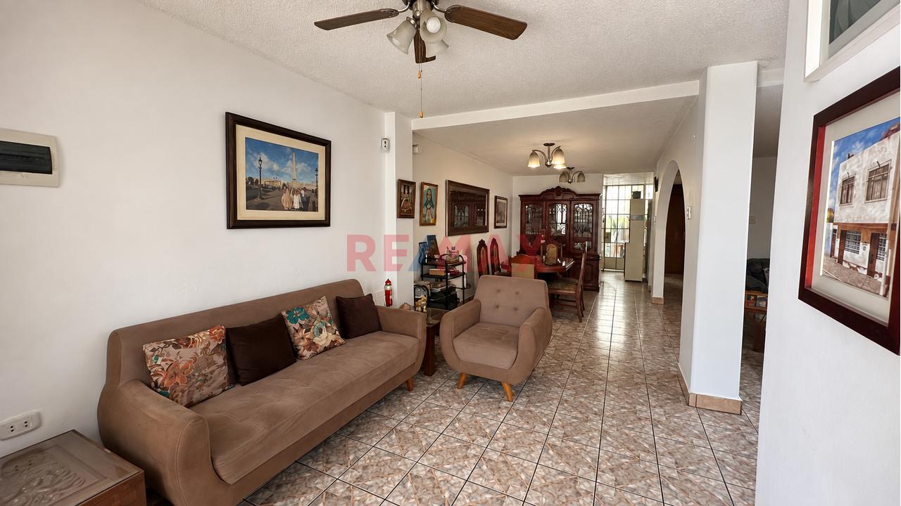 🏡 Casa En Venta En Ate – Frente A Parque | Amplia, Iluminada Y Excelente Ubicación — foto 10