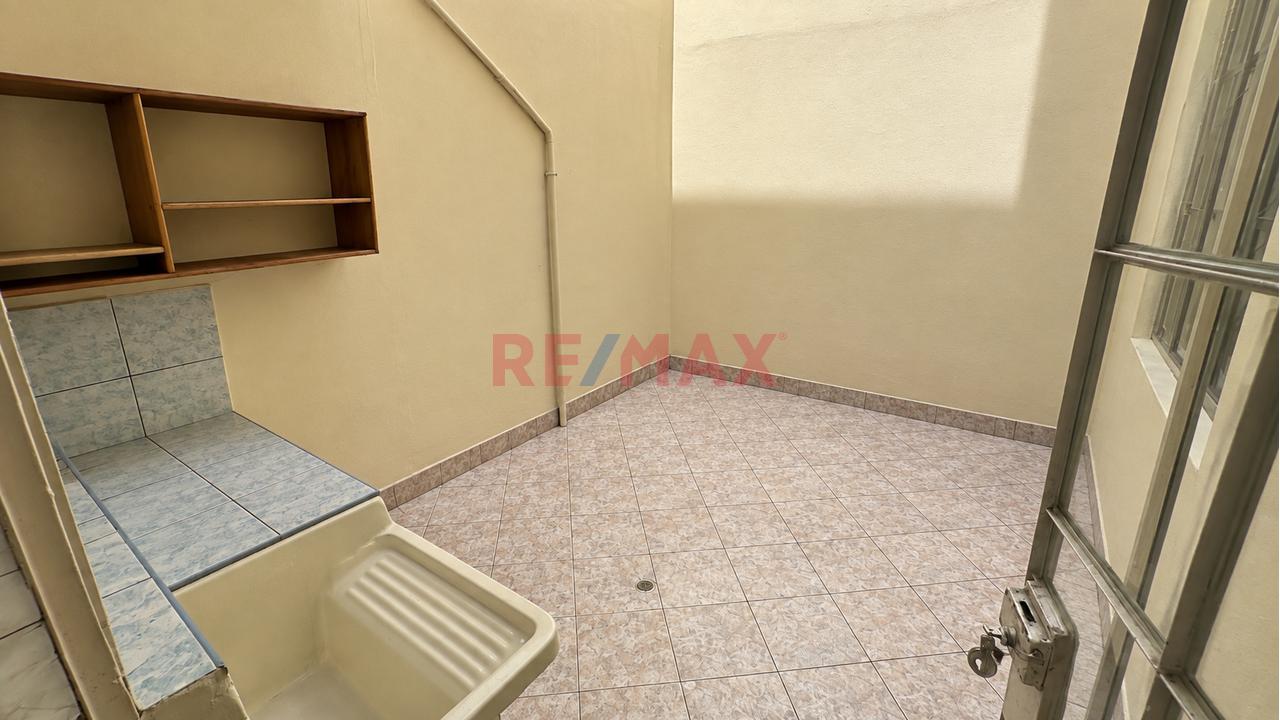 🏡 Casa En Venta En Ate – Frente A Parque | Amplia, Iluminada Y Excelente Ubicación — foto 14