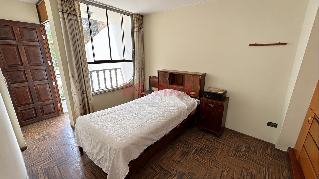 🏡 Casa En Venta En Ate – Frente A Parque | Amplia, Iluminada Y Excelente Ubicación — foto 6