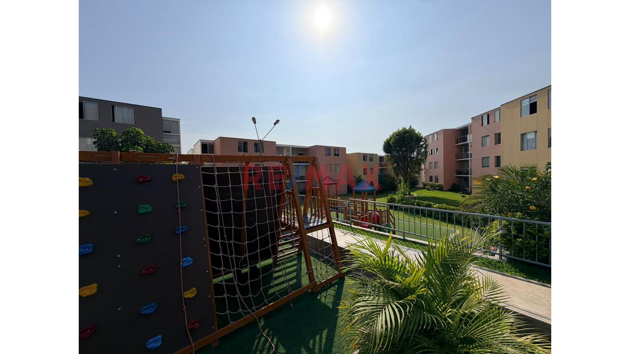 Vendo Departamento En Exclusiva Zona Residencial De Las Lomas De La Molina - 13