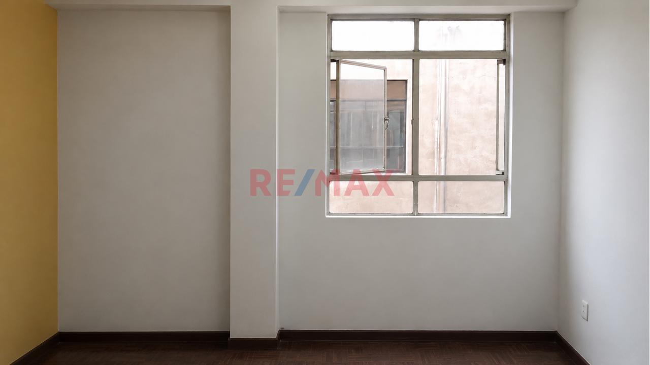 Departamento En Venta En El Centro De Lima — foto 2