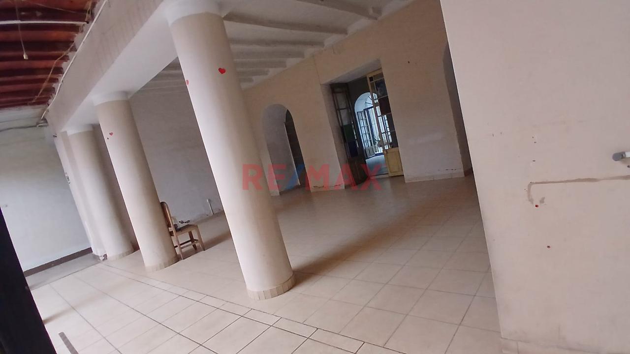 Casa de 7 dormitorios ubicado en Cajamarca Casa de 7 dormitorios ubicado en Cajamarca