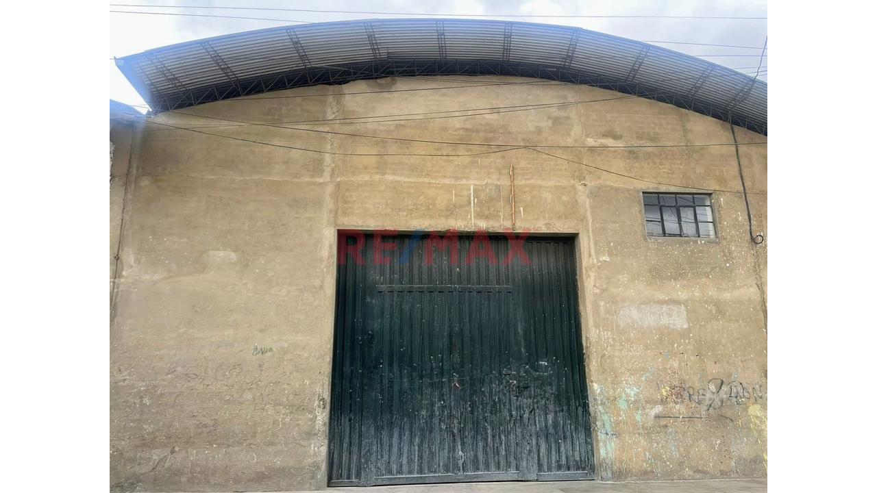 Se Vende Local Comercial 535 M2, Av. La Paz 381, Cajamarca - 2