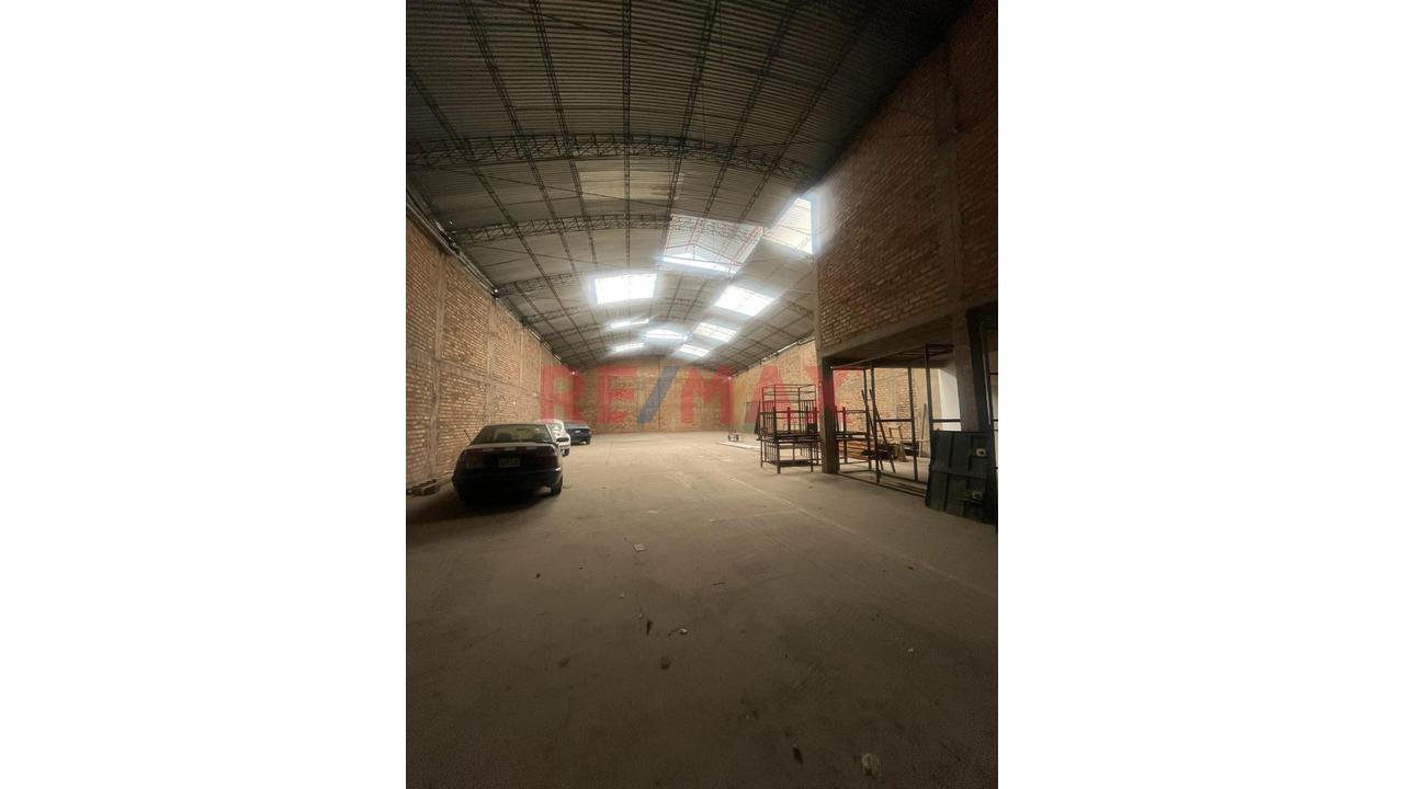 Se Vende Local Comercial 535 M2, Av. La Paz 381, Cajamarca - 3