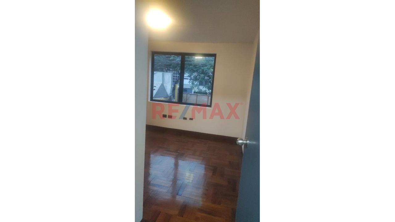 Se Alquila Local Comercial En Surco - 5