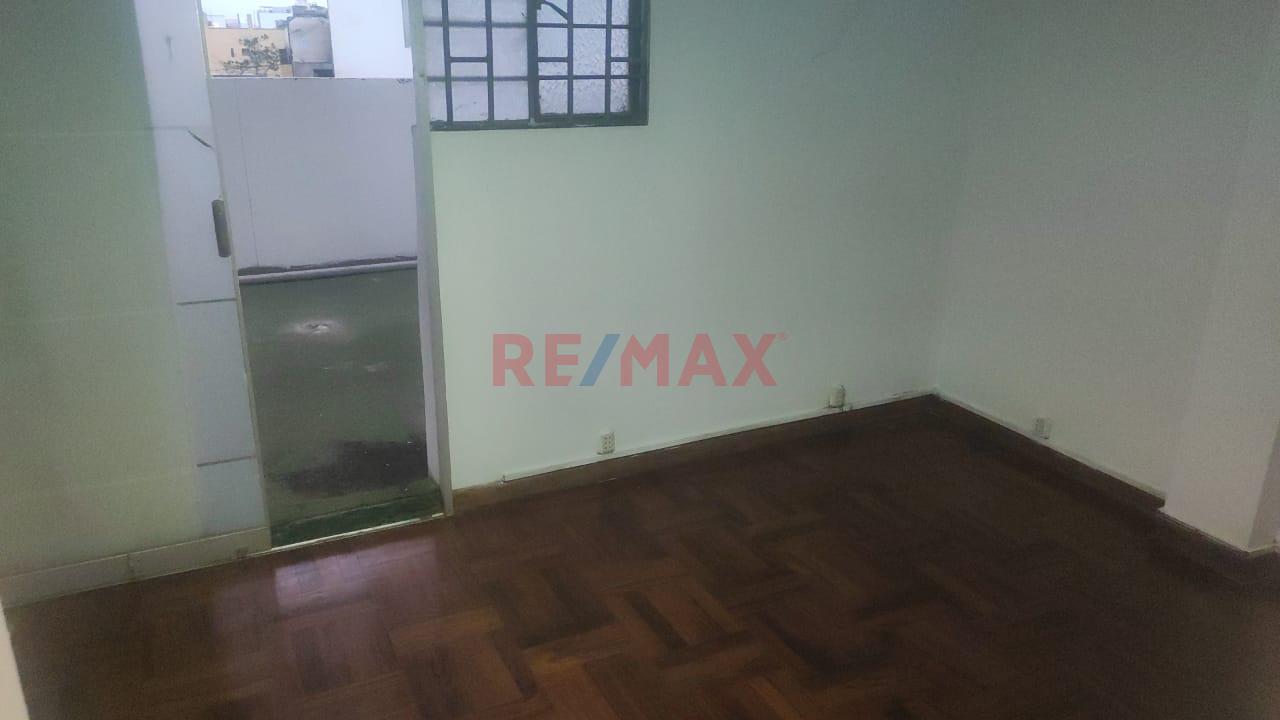 Se Alquila Local Comercial En Surco - 8