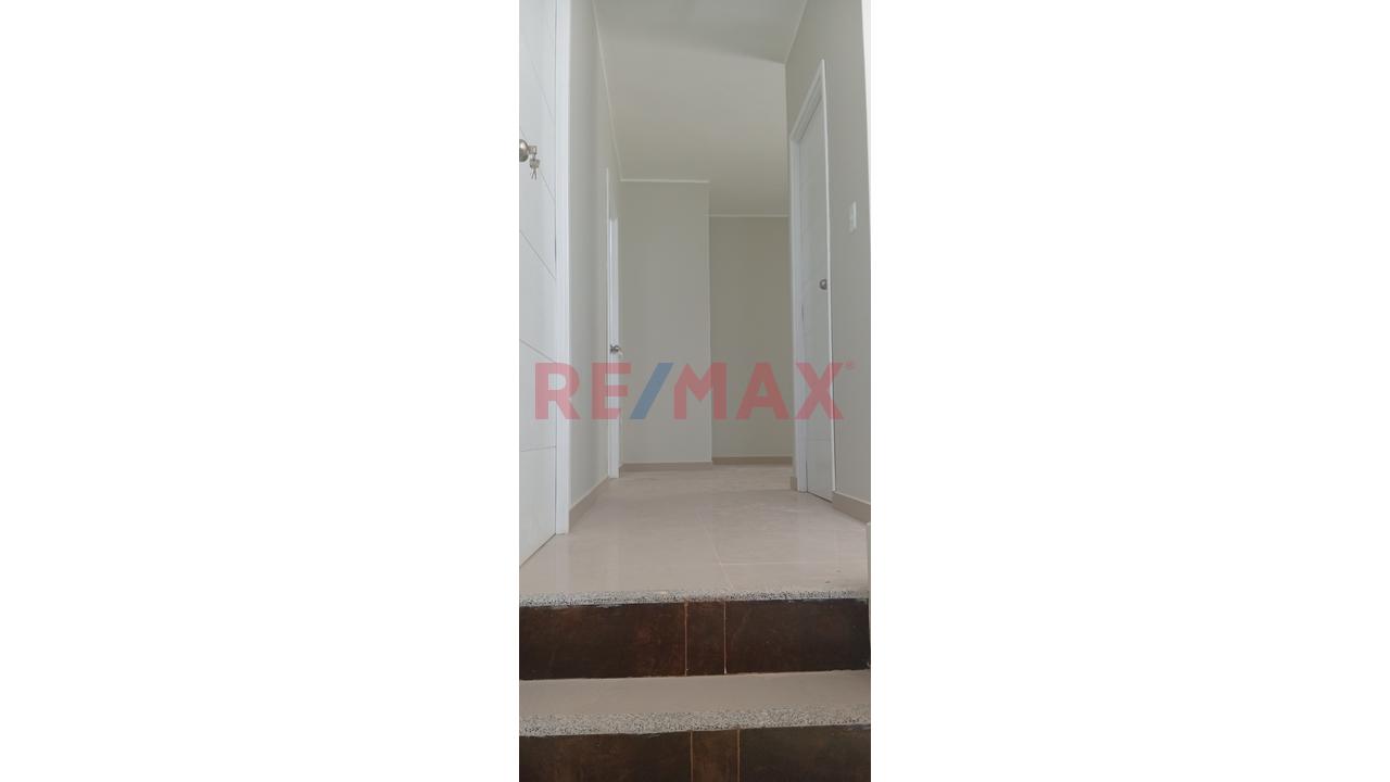 Se Vende Triplex En Miraflores Country Club Calle Las Bromelias Lote 7 4 Etapa - 12