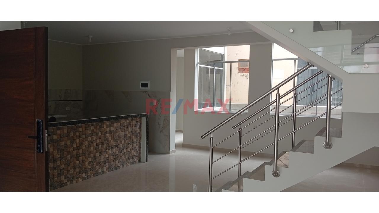 Se Vende Triplex En Miraflores Country Club Calle Las Bromelias Lote 7 4 Etapa - 7