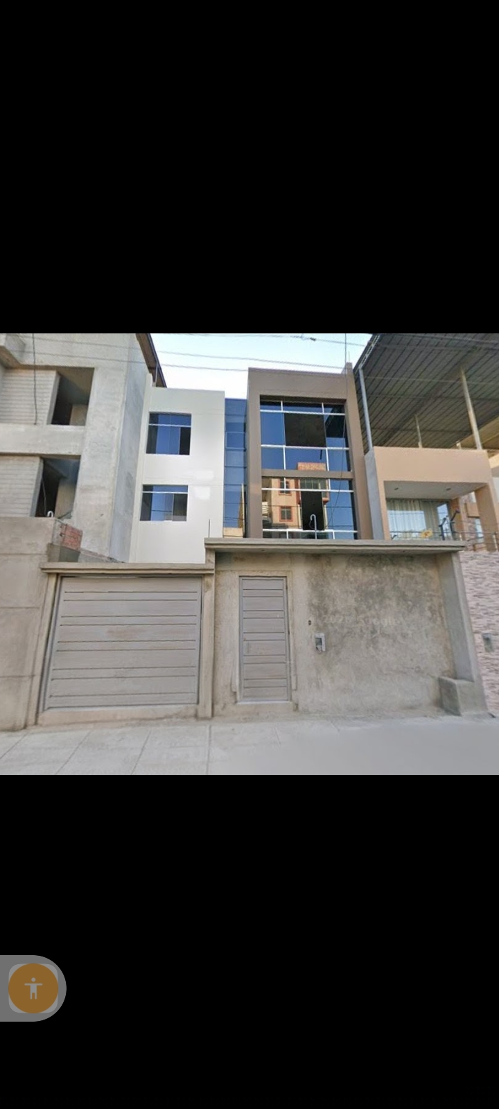 Se Vende Triplex En Miraflores Country Club Calle Las Bromelias Lote 7 4 Etapa - 1