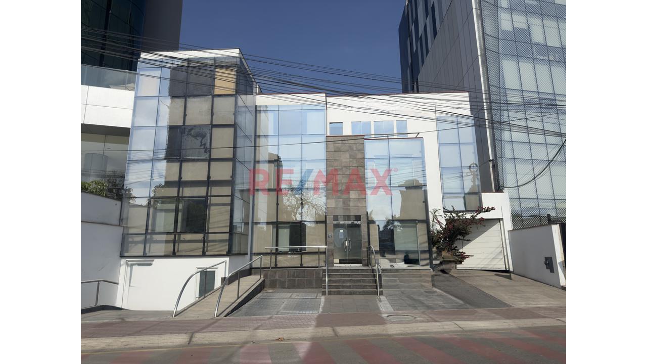Alquiler De Local Comercial En Av Jorge Basadre San Isidro - 1
