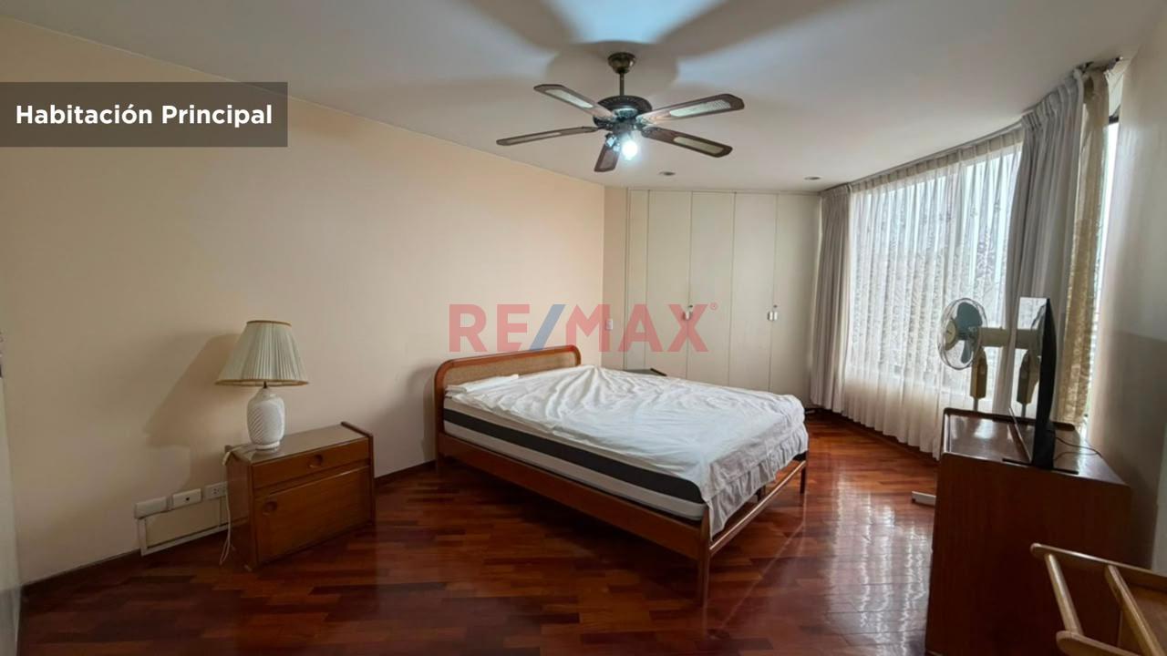Venta De Amplio Departamento Flat En San Isidro — foto 11