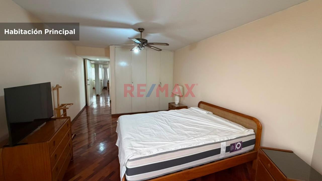Venta De Amplio Departamento Flat En San Isidro — foto 10