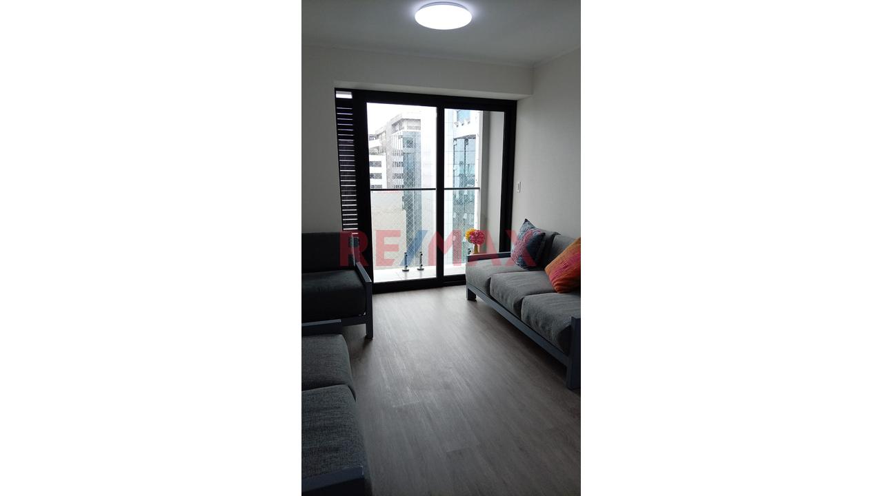 Moderno Departamento En Alquiler – San Isidro | Centro Financiero — foto 2