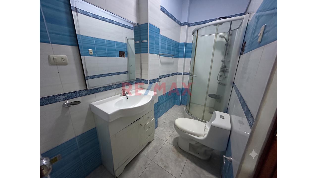 Venta De Casa De 4 Niveles En Avenida - 6