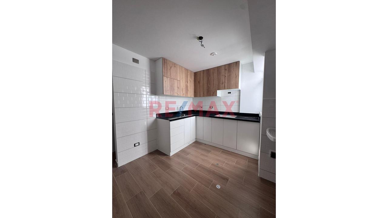 Duplex 4 Habitaciones + Cochera + Aires - 19
