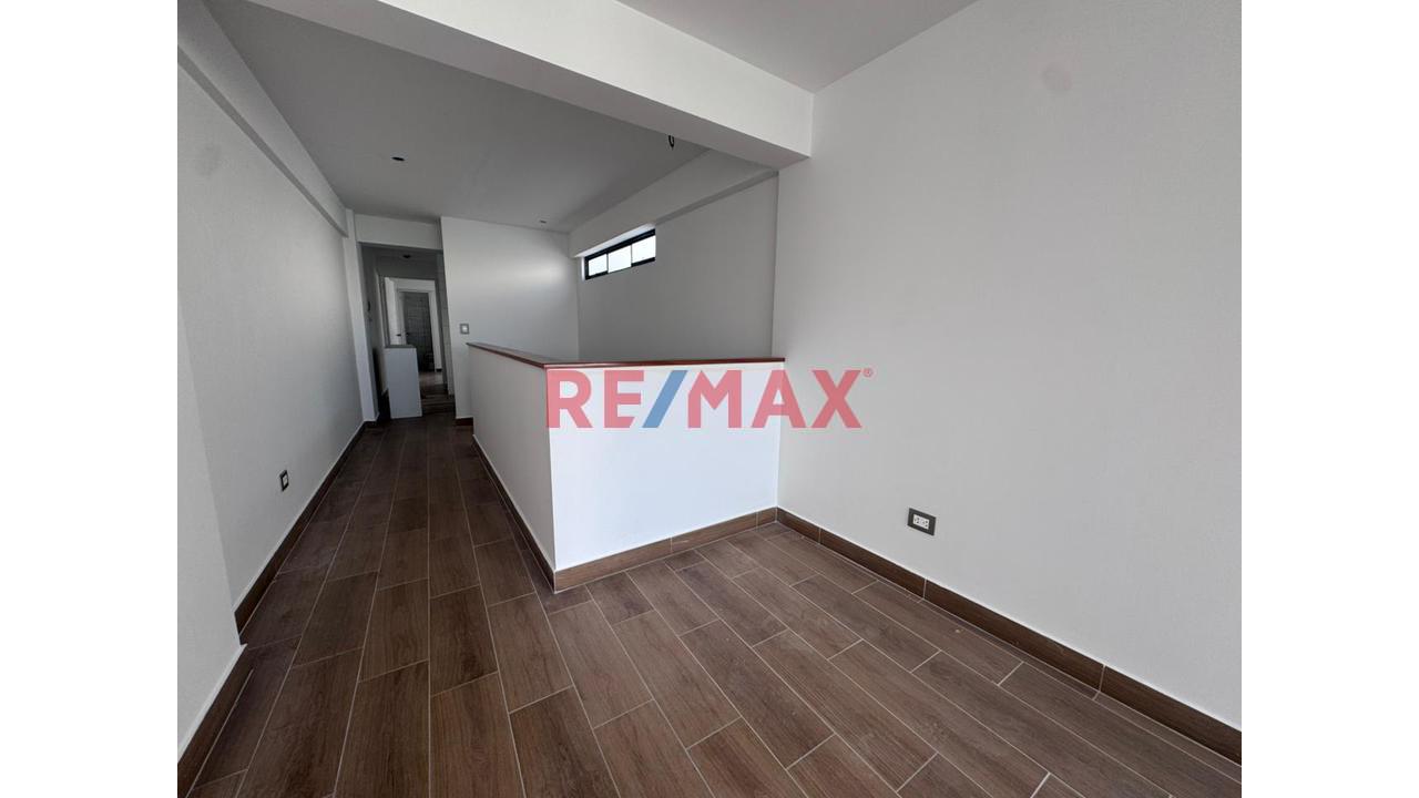 Duplex 4 Habitaciones + Cochera + Aires - 14