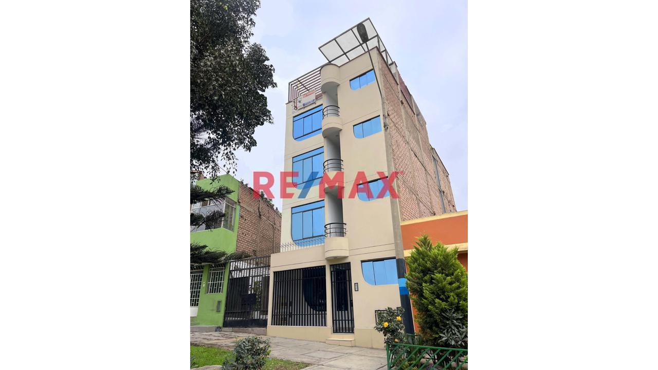 Excelente Departamento Tres Dormitorios En Segundo Sector Deporte