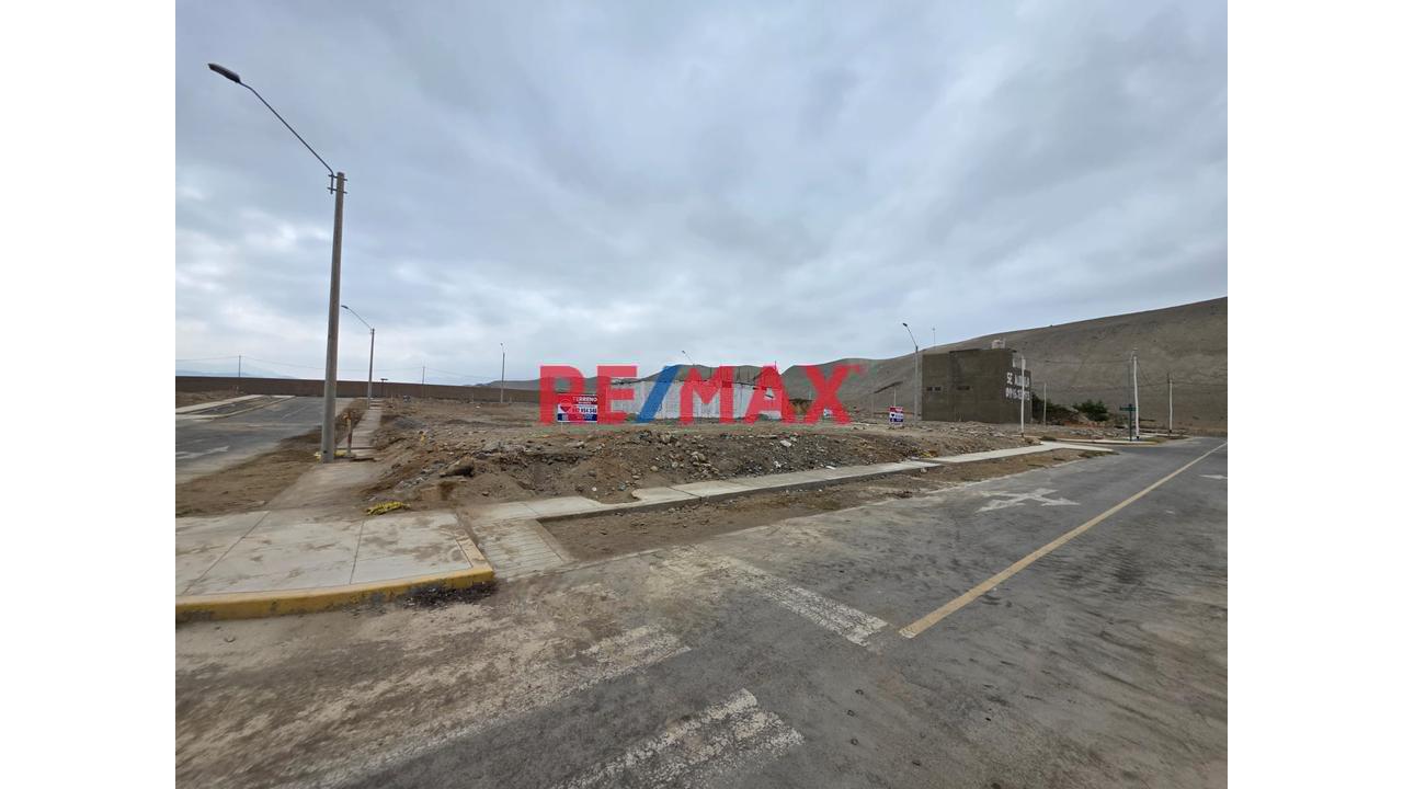 Oportunidad Terreno En Venta En Esquina Frente A Parque. Ocasion De Tener 2 Terrenos Juntos