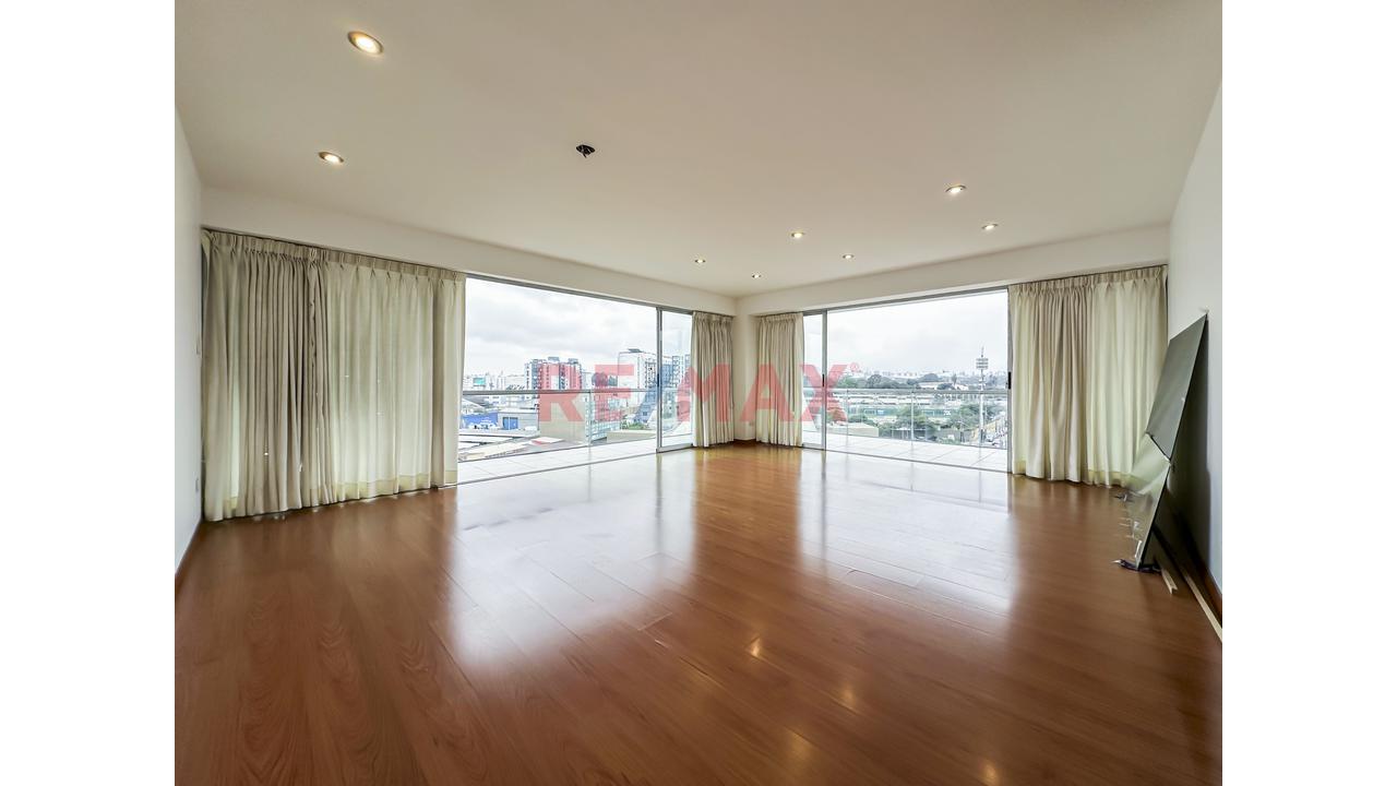 Exclusivo Departamento En Venta – Santiago De Surco — foto 5