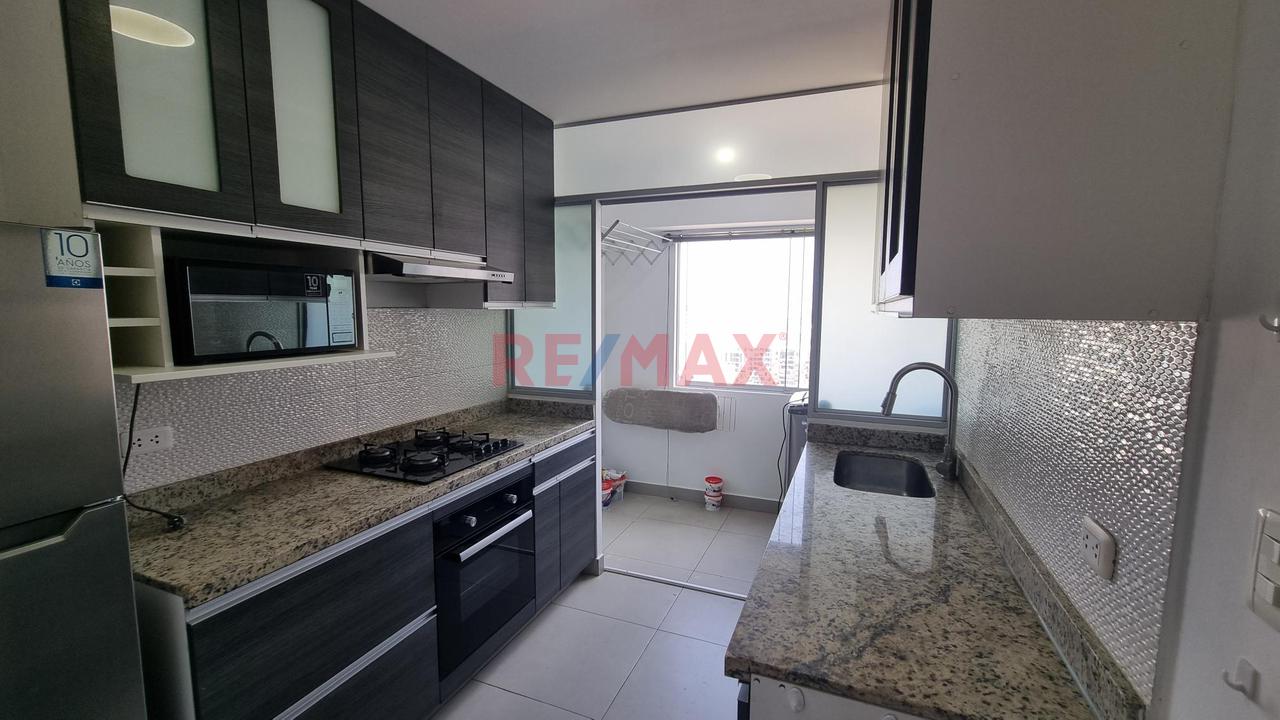 Moderno Departamento En Urb Barrio Medico, Cerca De Todo !!!, 02 Dorm, Cochera, Comodidad, Accesibilidad, Y Excelente Vista — foto 10