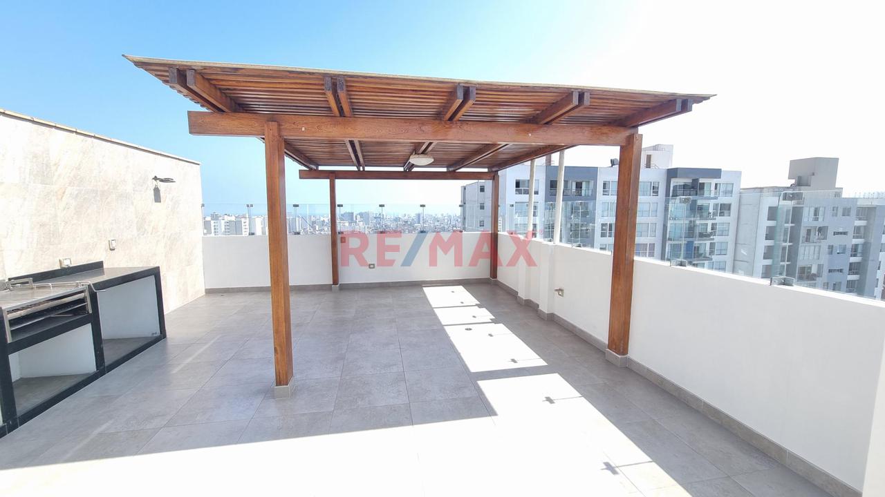 Moderno Departamento En Urb Barrio Medico, Cerca De Todo !!!, 02 Dorm, Cochera, Comodidad, Accesibilidad, Y Excelente Vista - 19