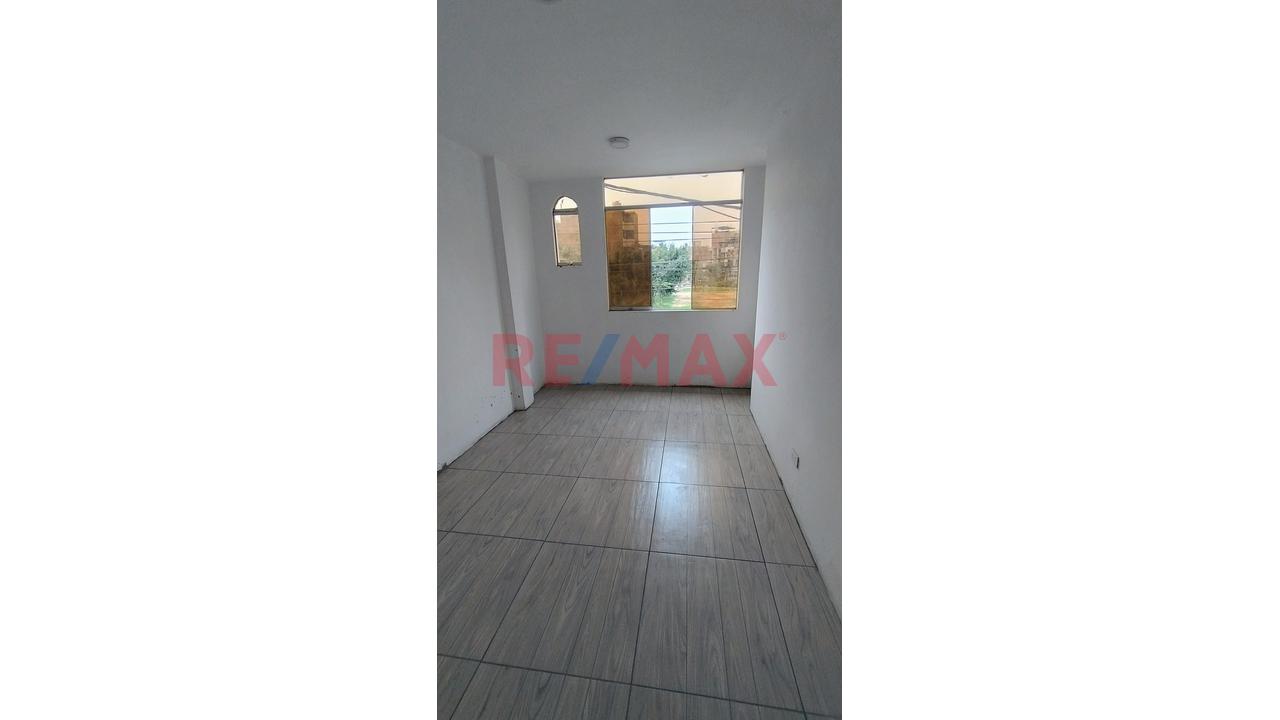 Vendo Departamento En  Comas, Urb. Alameda Del Pinar (Frente A Parque) — foto 2