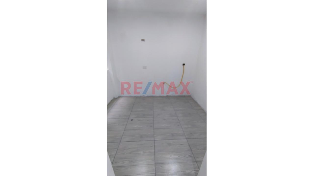 Vendo Departamento En  Comas, Urb. Alameda Del Pinar (Frente A Parque) — foto 3
