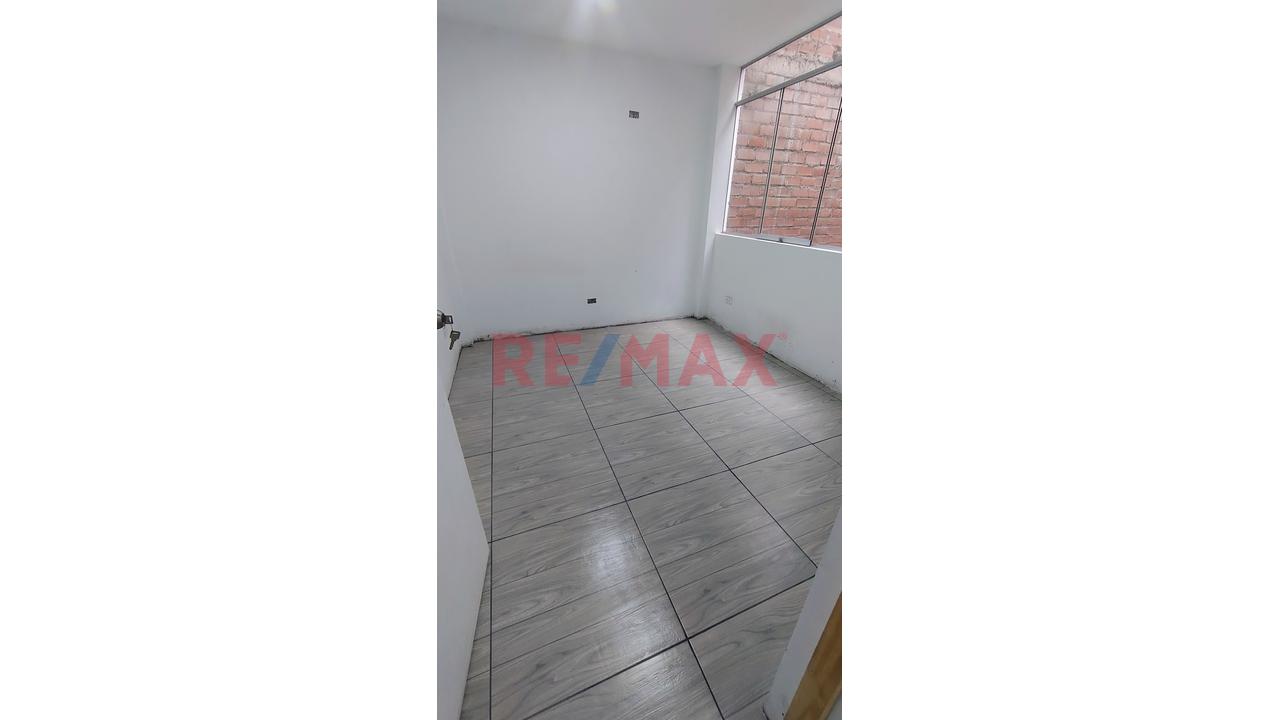 Vendo Departamento En  Comas, Urb. Alameda Del Pinar (Frente A Parque) — foto 8