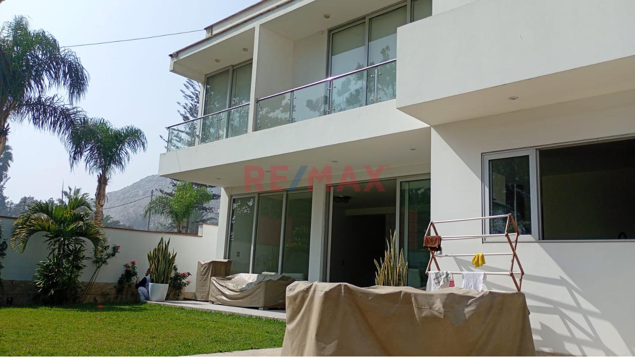 Casa En Venta En Chaclacayo – Amplia, Elegante Y Con Excelente Área Socia - 8
