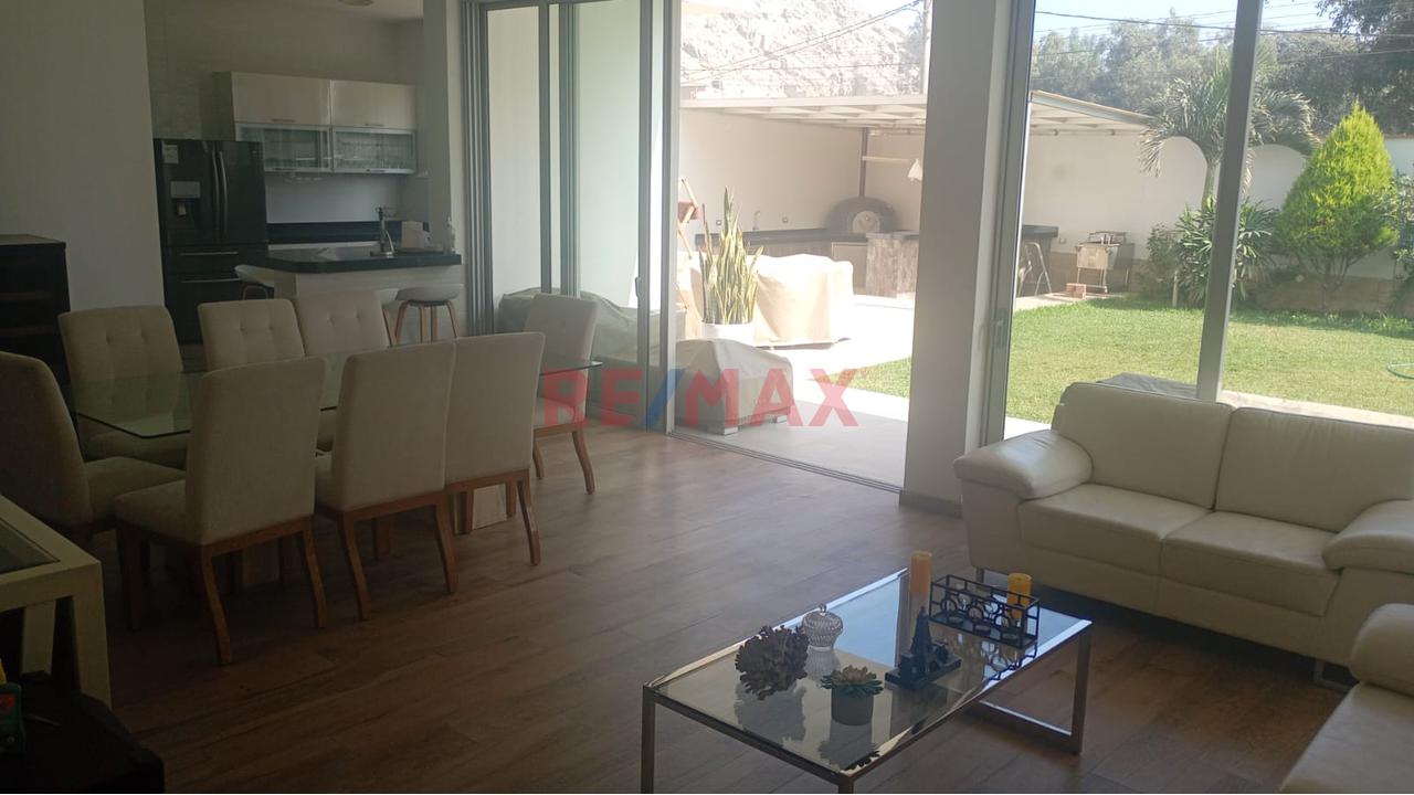 Casa En Venta En Chaclacayo – Amplia, Elegante Y Con Excelente Área Socia - 2