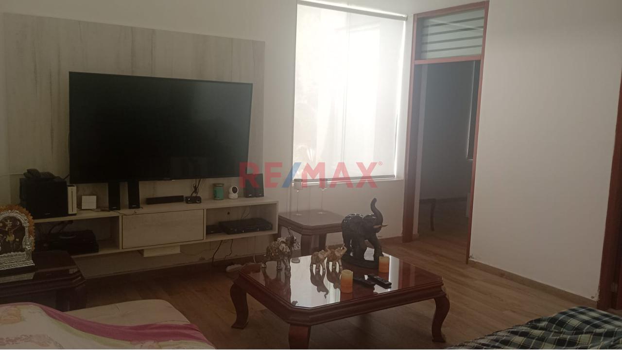 Casa En Venta En Chaclacayo – Amplia, Elegante Y Con Excelente Área Socia - 12