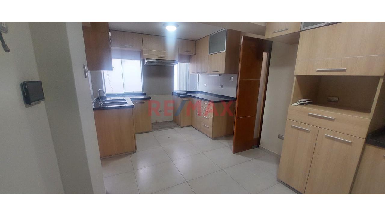Exclusivo Departamento En Alquiler - 8