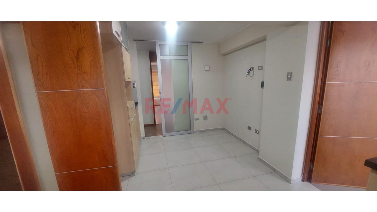 Exclusivo Departamento En Alquiler - 7