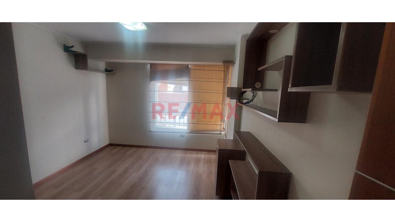 Exclusivo Departamento En Alquiler - 18