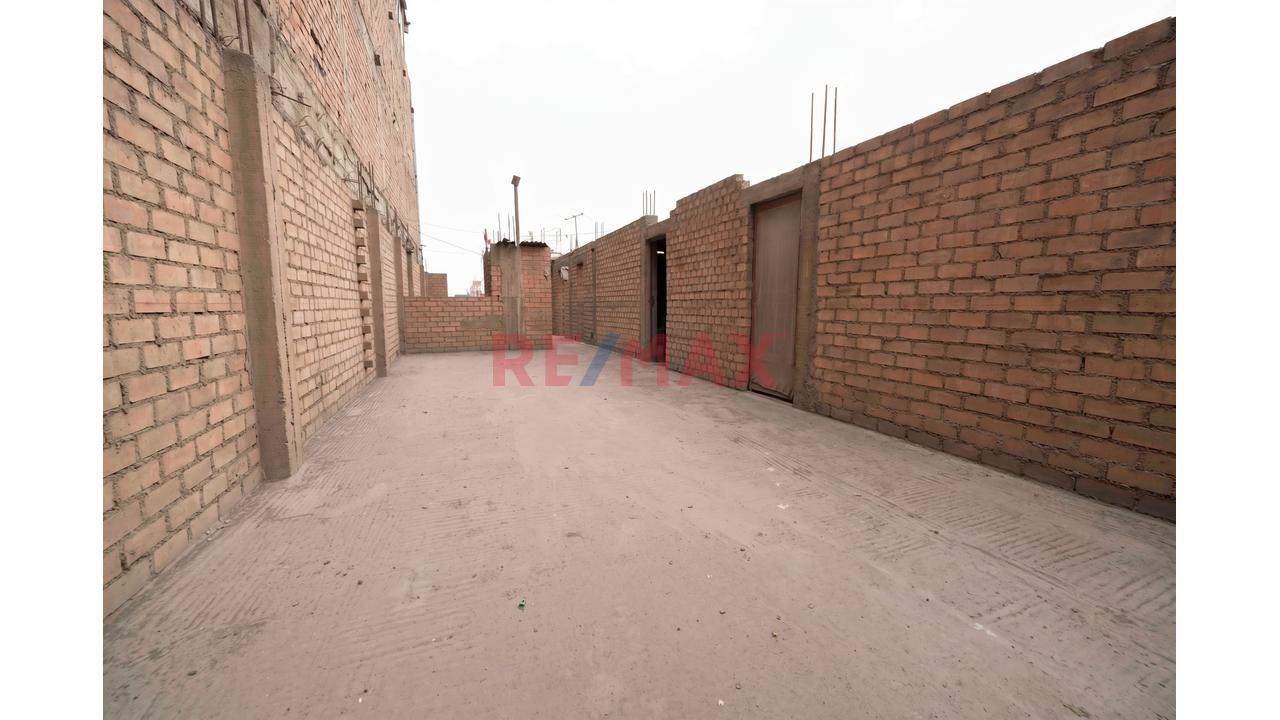 Casa de 4 dormitorios en Independencia, 311 m² — foto 4