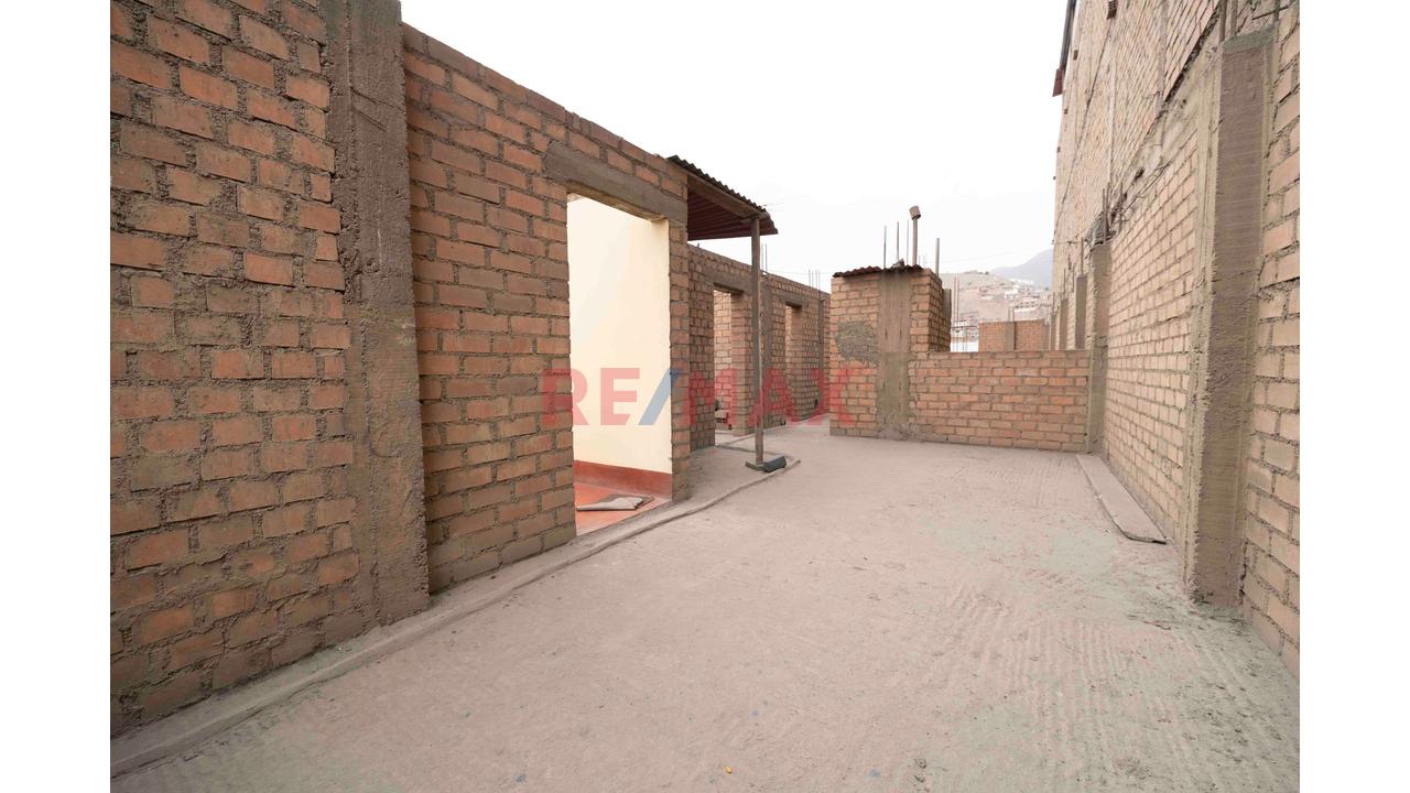 Casa de 4 dormitorios en Independencia, 311 m² — foto 3
