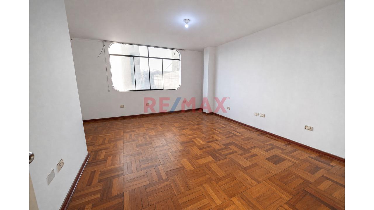 🏠 Se Vende Casa De Dos Pisos En Esquina — Carabayllo — foto 14