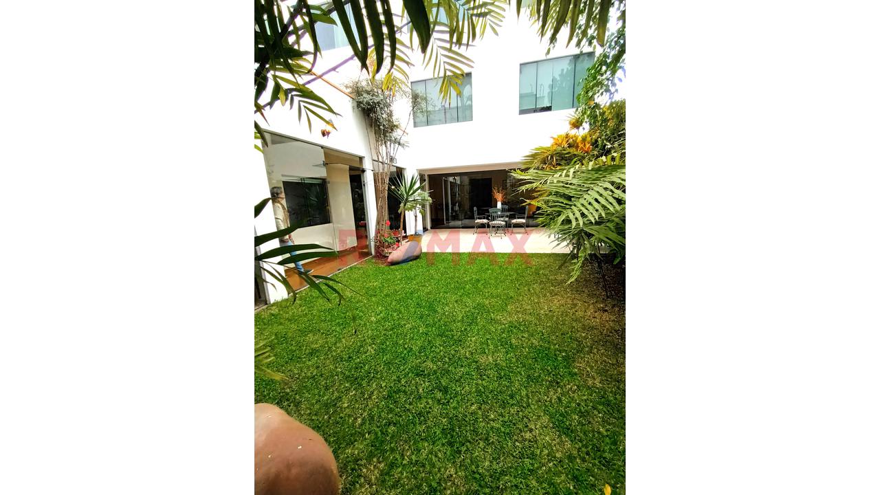 Alquilo En San Isidro Primer Piso Con Amplio Jardín Y Bbq — foto 7