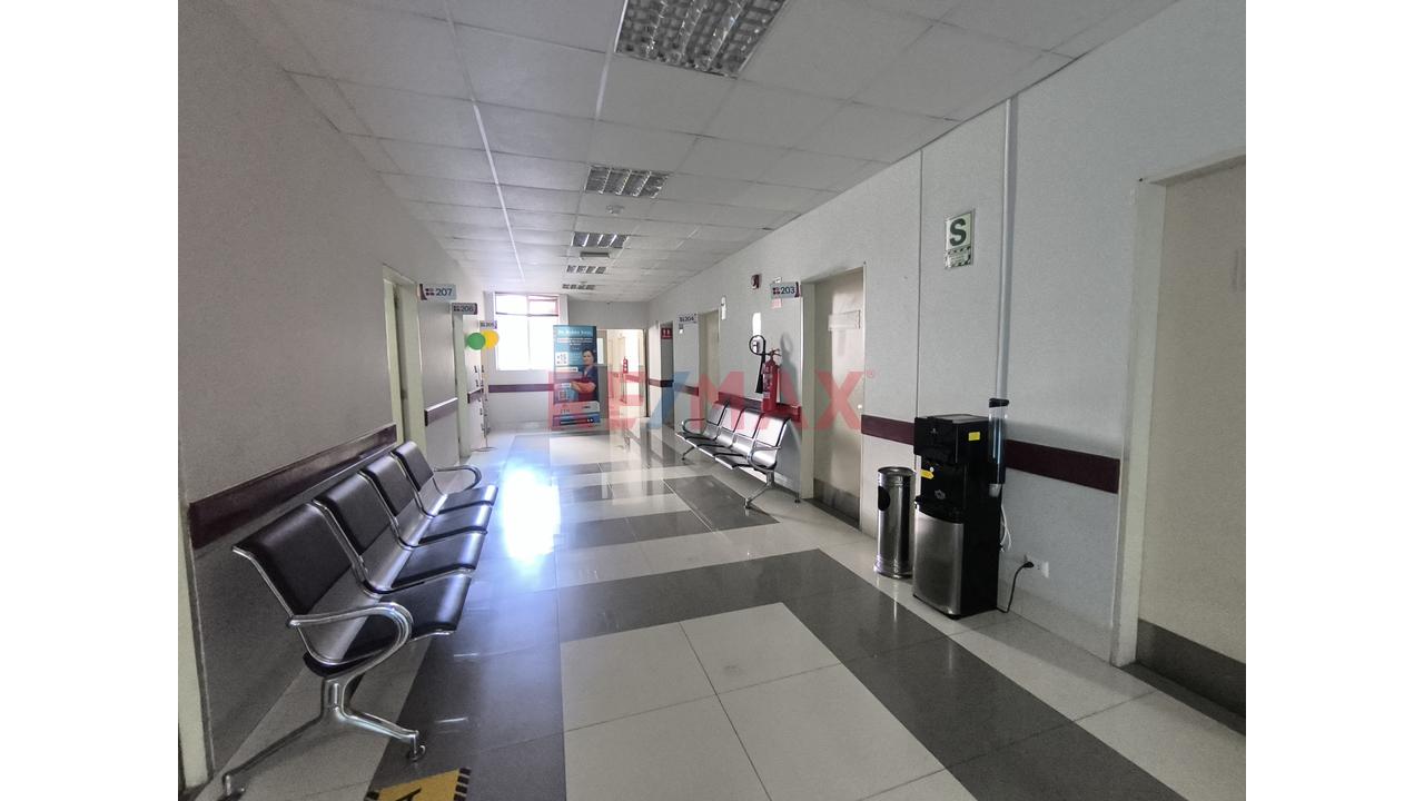 Alquilo Imponente Edificio Corporativo Y De Salud: Infraestructura De Alto Nivel - 7