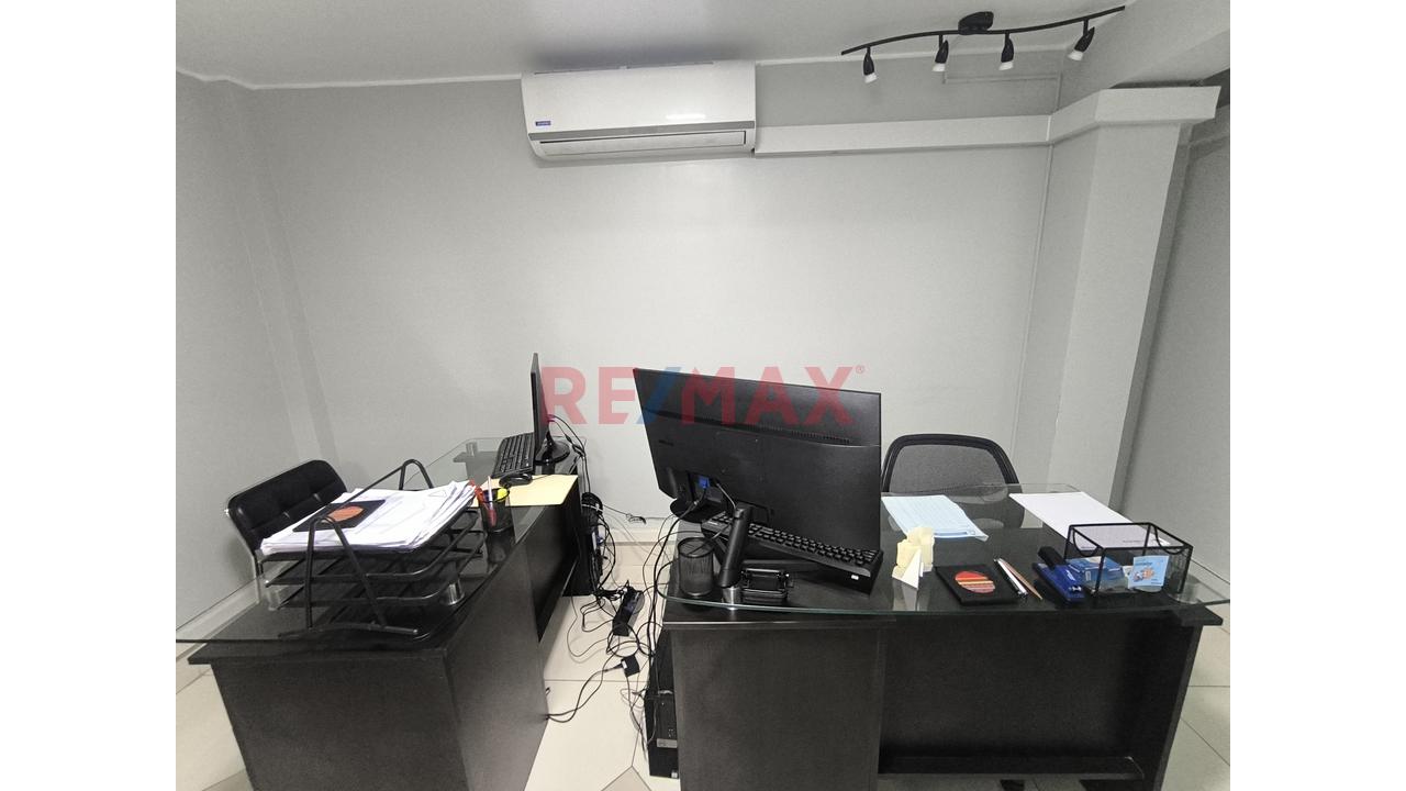 Alquilo Imponente Edificio Corporativo Y De Salud: Infraestructura De Alto Nivel - 11