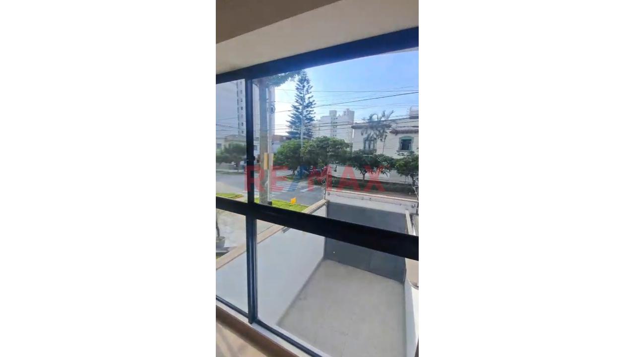 Depa Estreno En Jesus Maria Para Vivir O Invertir — foto 8