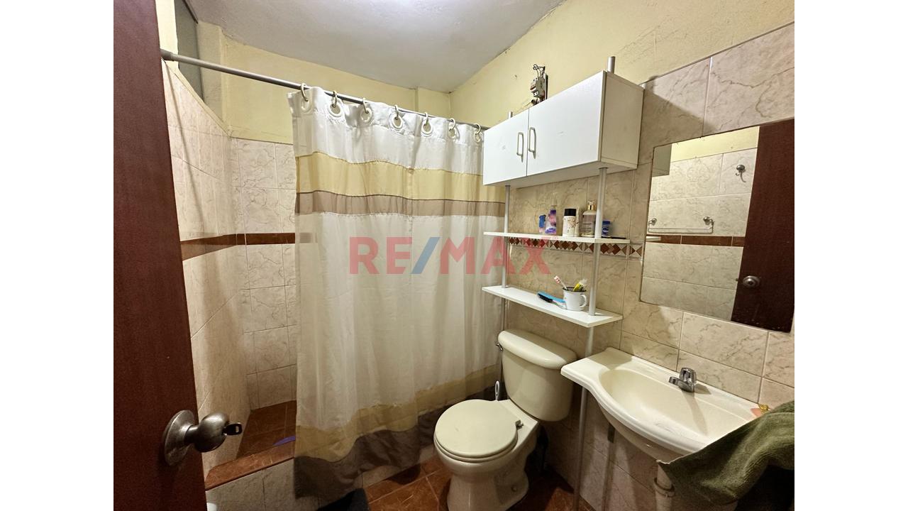 Se Vende Casa De 120 M² Con 2 Departamentos Independientes En San Juan De Lurigancho (Campoy) — foto 13
