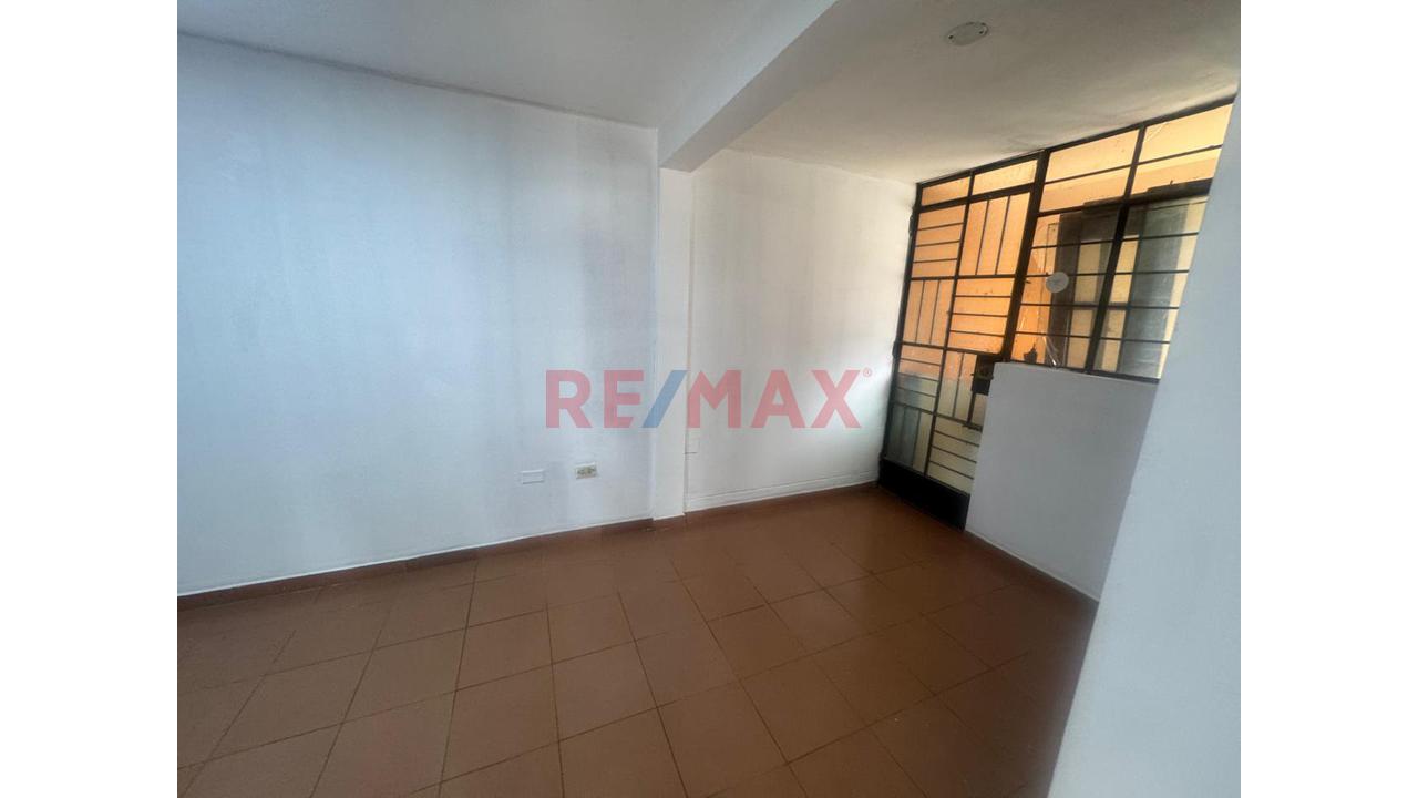 Alquiler Local Comercial En Sagitario Surco - 6