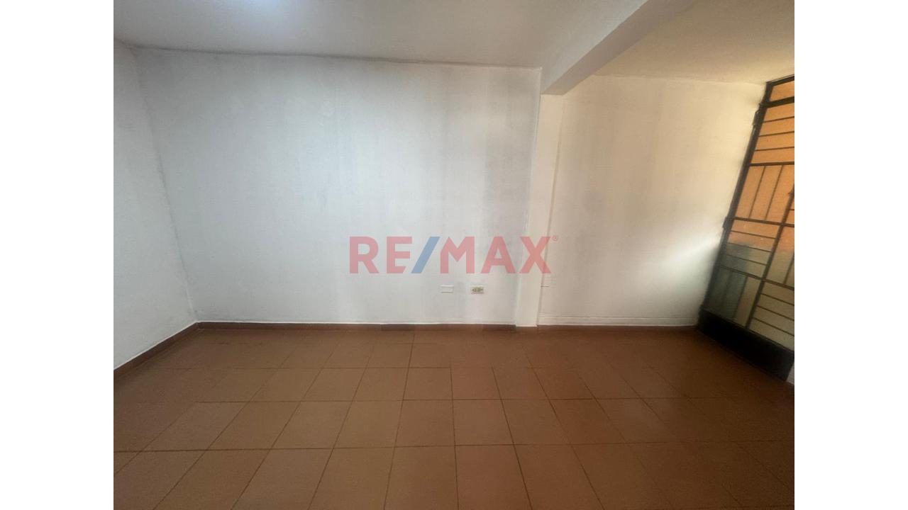 Alquiler Local Comercial En Sagitario Surco - 19