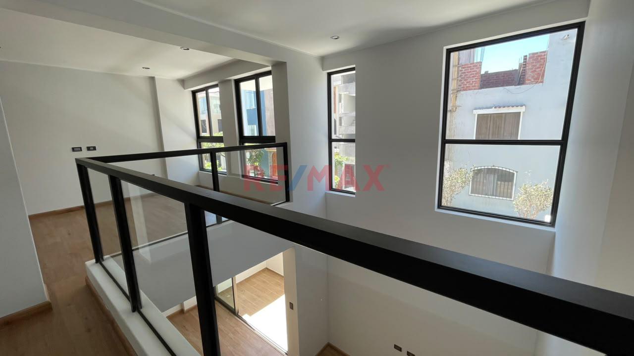 Vendo Duplex En Esquina Urb El Dorado Sachaca - 7