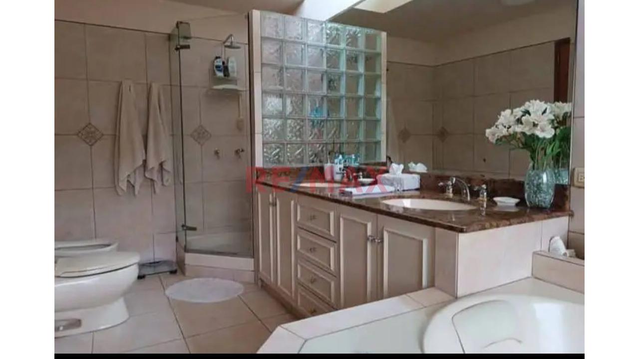 Venta De Hermosa Casa En La Planicie - 2
