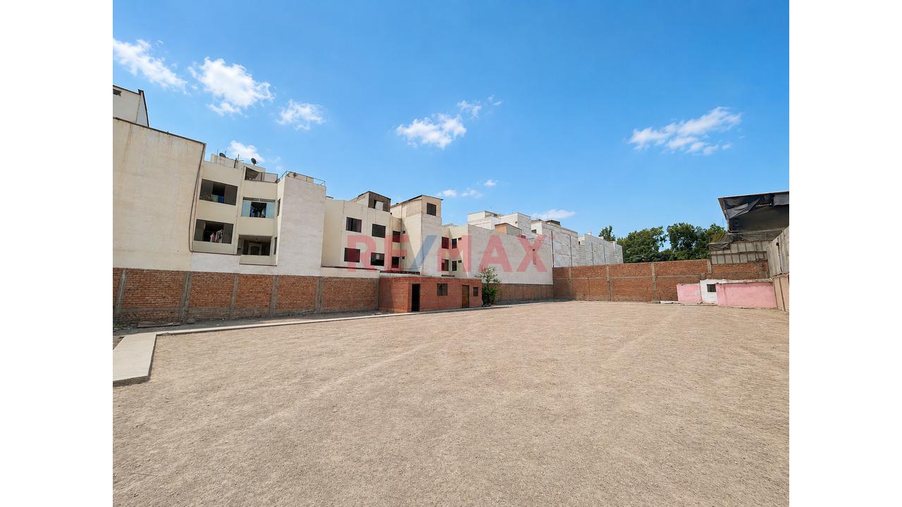 ¡Oportunidad Para Constructoras!  Terreno De 1,645 M² En La Molina Con Alto Potencial De Desarrollo — foto 3